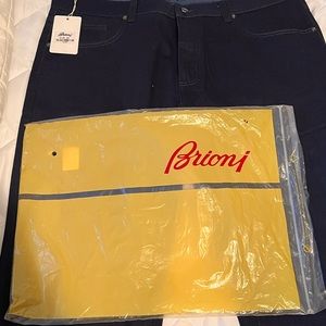Brioni Mens Jeans. Never worn. Size 40.